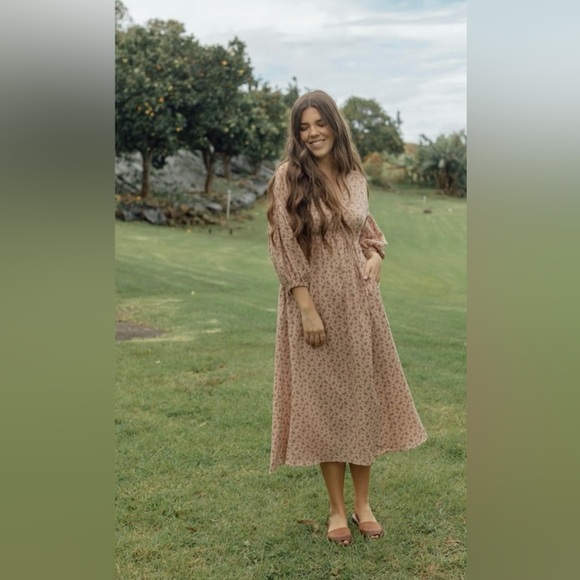 🌸 Neuflora “Port Augusta” Dress – Dusty Rose Floral - Size Small - Picture 3 of 11